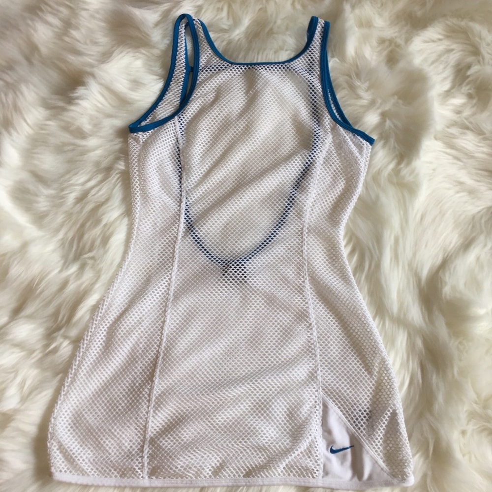 NWOT Nike Swim cover XS 0-2 Dri Fit